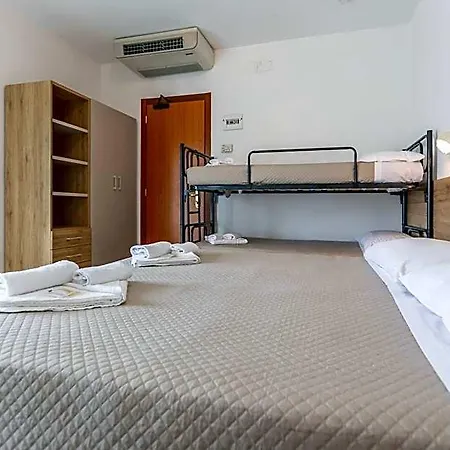 Hotel Luana